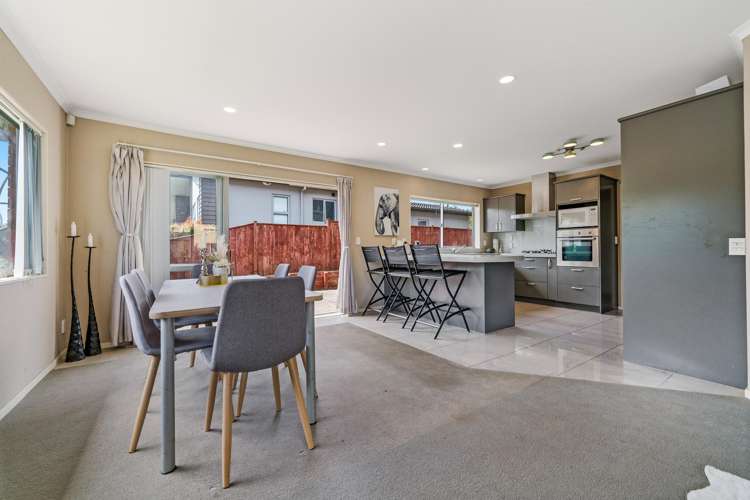 5 Glasson Avenue Flat Bush_12