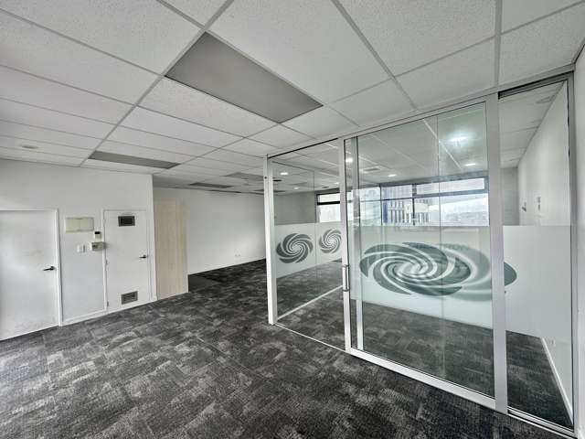 Unit 18/164-188 Beaumont Street Auckland Central_2