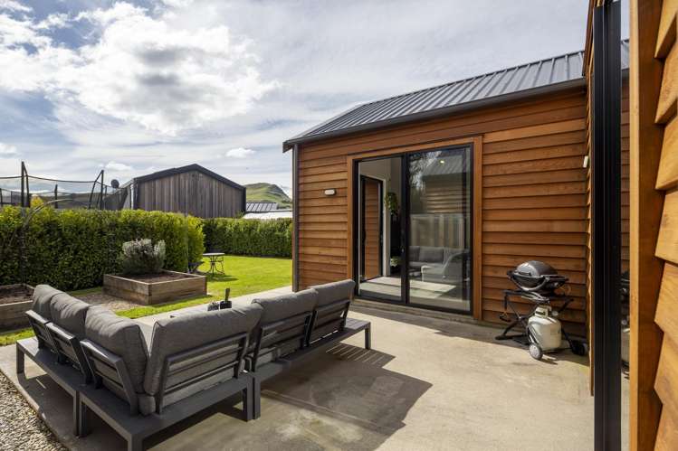 23 Lauder Street Dalefield/Wakatipu Basin_16