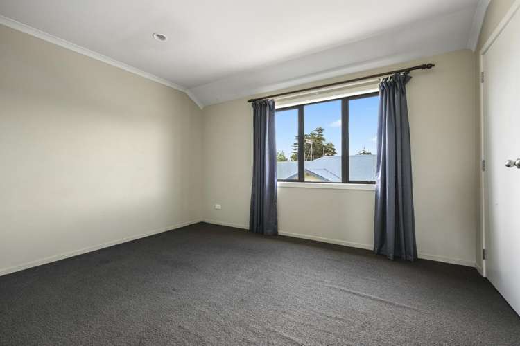 6/202 Old Farm Road Hamilton East_5