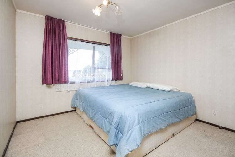 58 Kiwi Esplanade Mangere Bridge_8