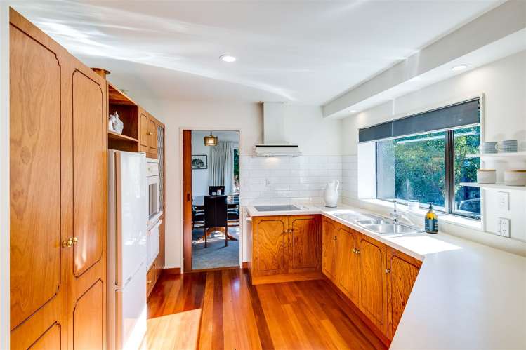 2 Webb Place Taradale_6