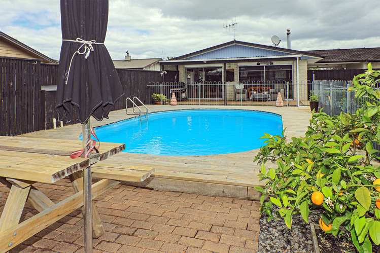 17 Surrey Street Taradale_8