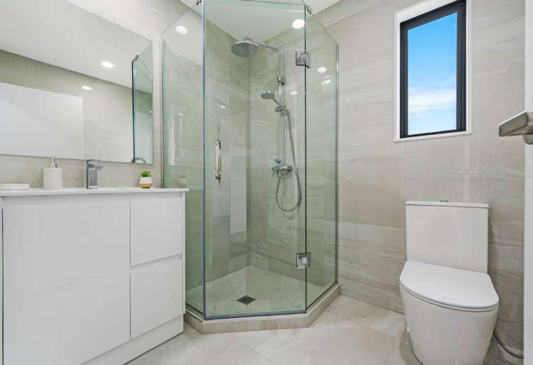 2/127 Stoddard Road Mt Roskill_16