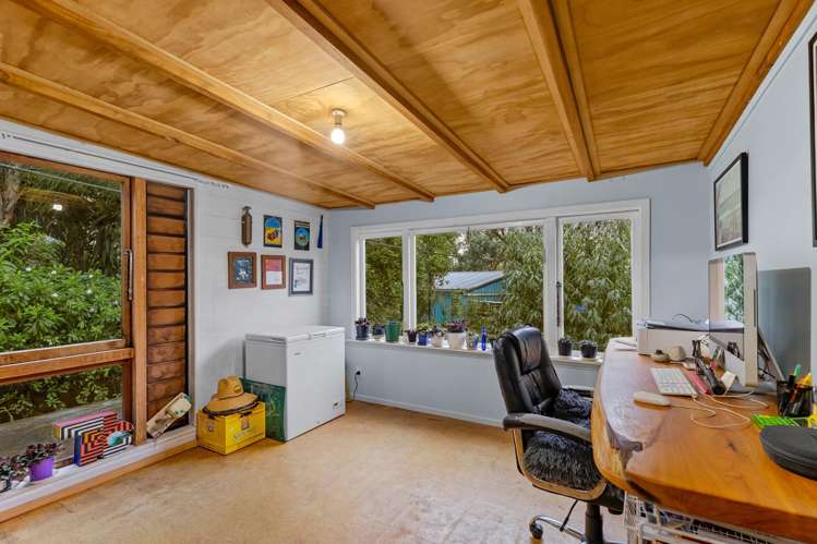 18 Tasman View Road Bethells Beach_19