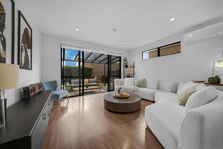 4 Manahau Lane Flat Bush_4