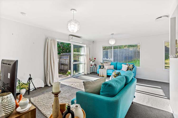 1/31 Captain Scott Road Glen Eden_7