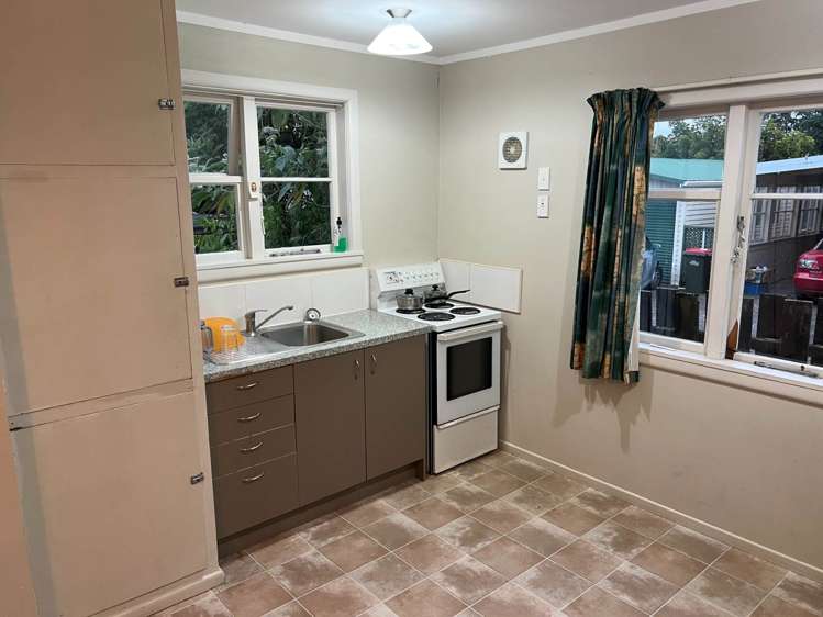 119 Old Wairoa Road Papakura_2