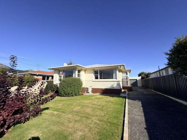Sunny and spacious in Mosgiel