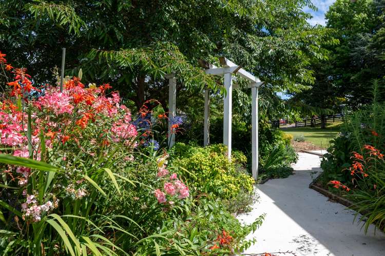 131 Golf Road Taumarunui_18