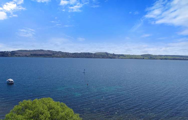 19 Wharewaka Road Wharewaka_41