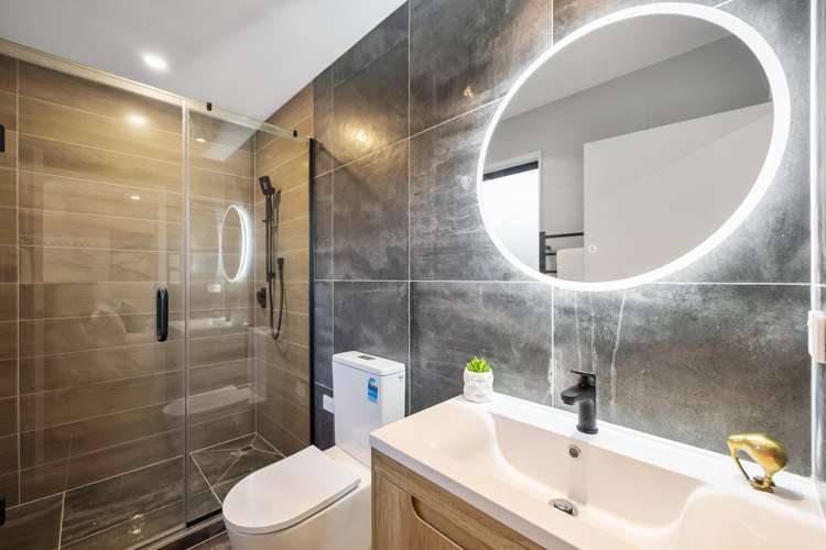 7 Hanikura Street Long Bay_19