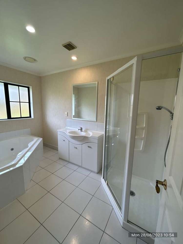 16 Woodgate Court Fitzherbert_8