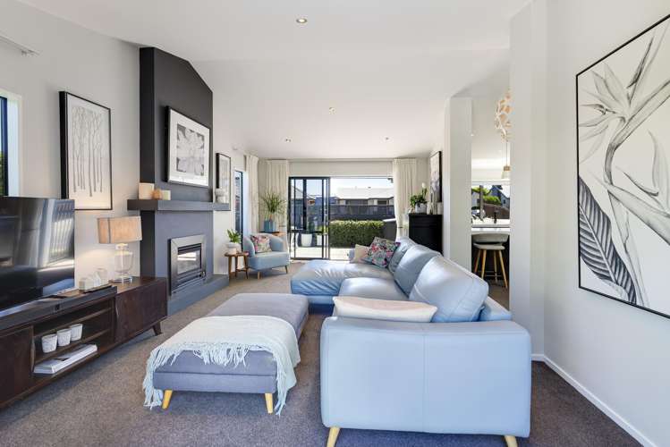 36 Cambelldon Crescent Stoke_11