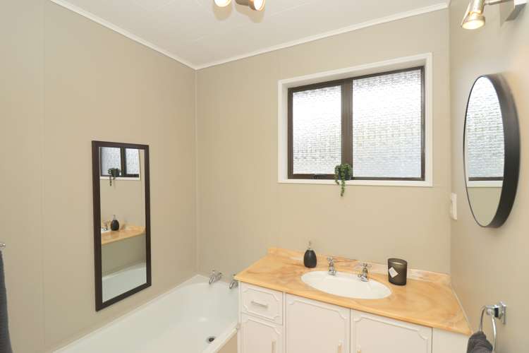 33 Stirling Street Windsor_19