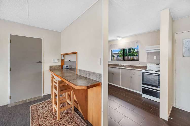 22A Foster Terrace Onekawa_5