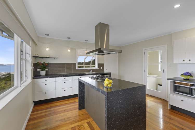 115 Dowse Drive Maungaraki_7