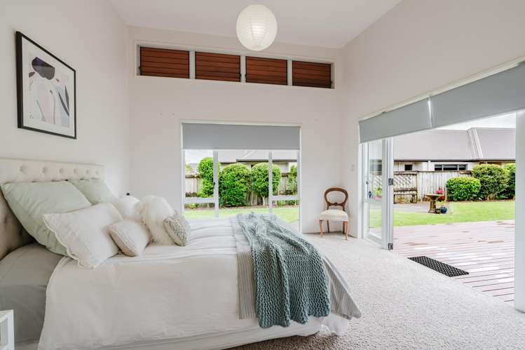 92 St James Drive Huntington_10