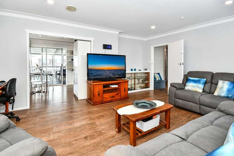 29 Halberg Street Papakura_9