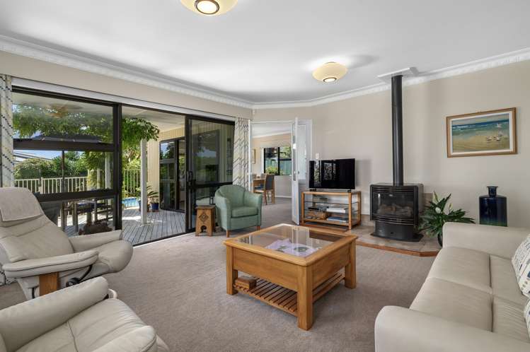 17 Matua Road Matua_2