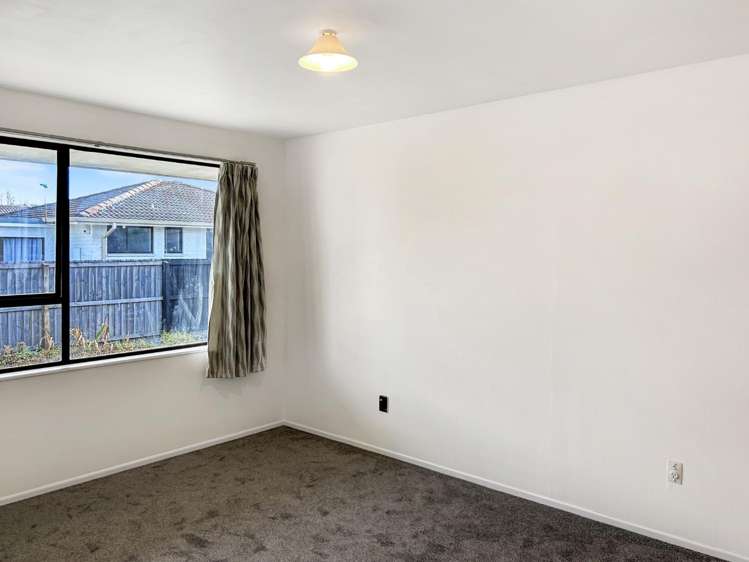 10a Camrose Place 1464_5