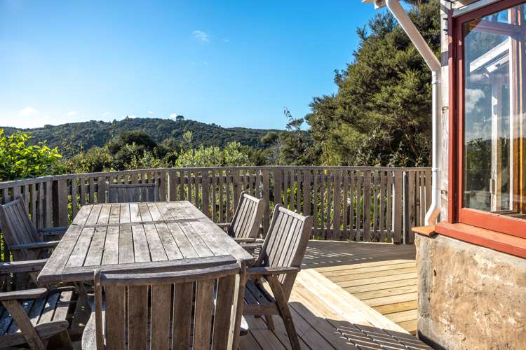 175 Orapiu Road Waiheke Island_15