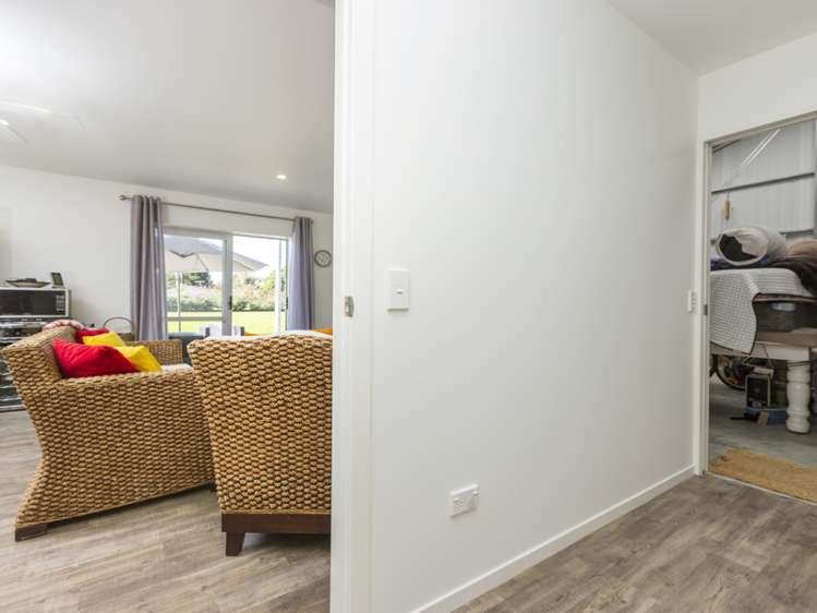 81 Omaha Flats Road Tawharanui Peninsula_13