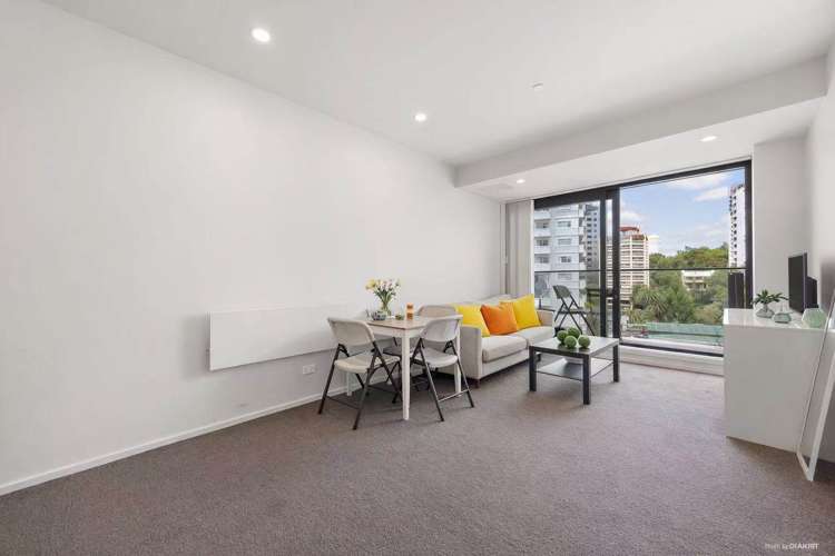 907/70 Anzac Avenue_4