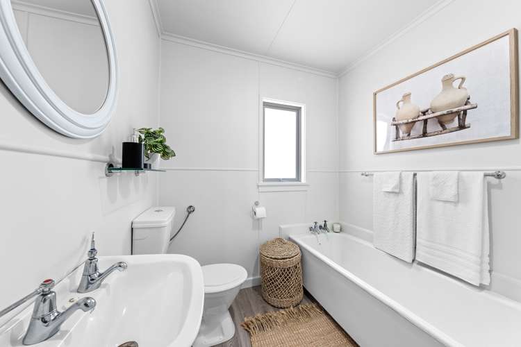 43a Wallace Place Westown_17