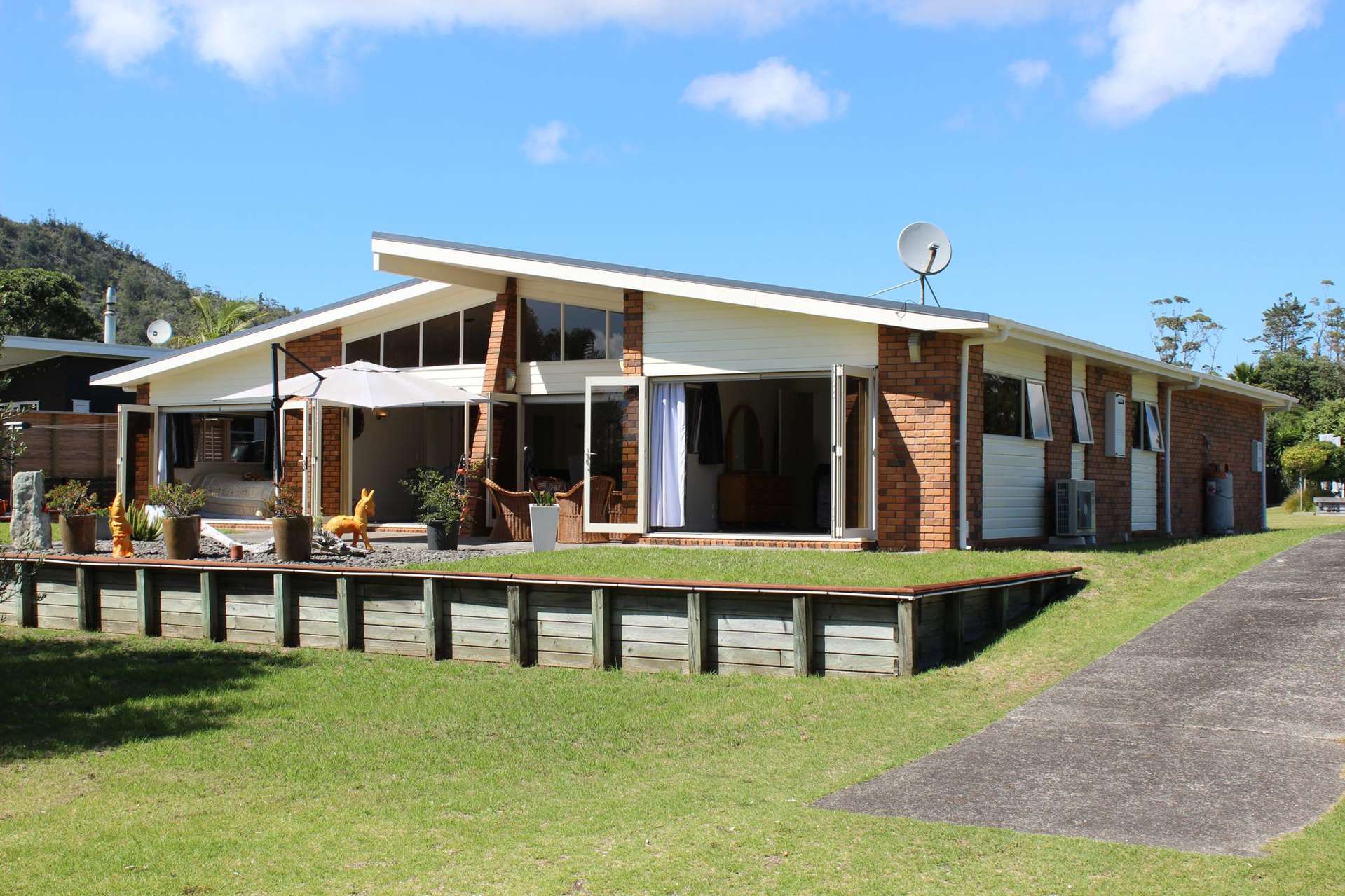211 Waimaire Avenue Matarangi_0