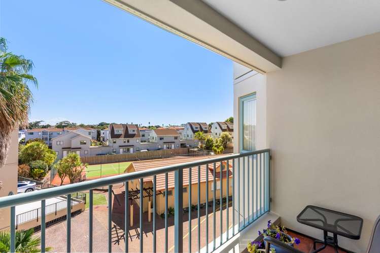 15/3b Harrison Road_0