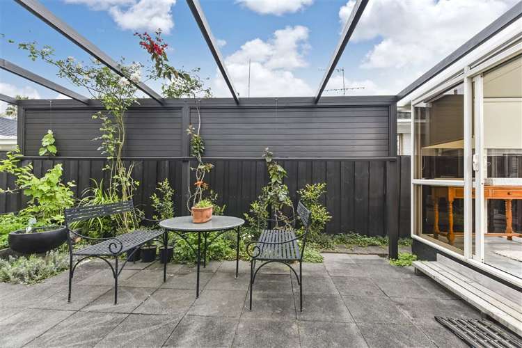 2/20 Alma Road Milford_12