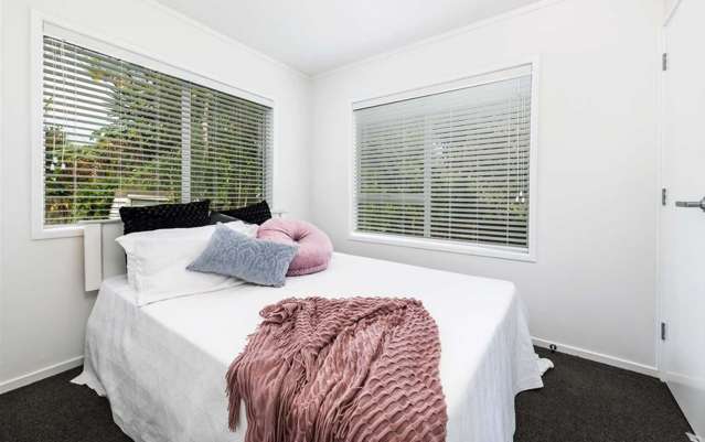 2/25 Lucinda Place Glen Eden_4