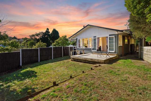 Sunny Family Living Awaits