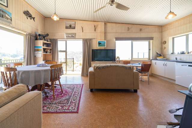 180 Totaranui Road Wainui Bay_3