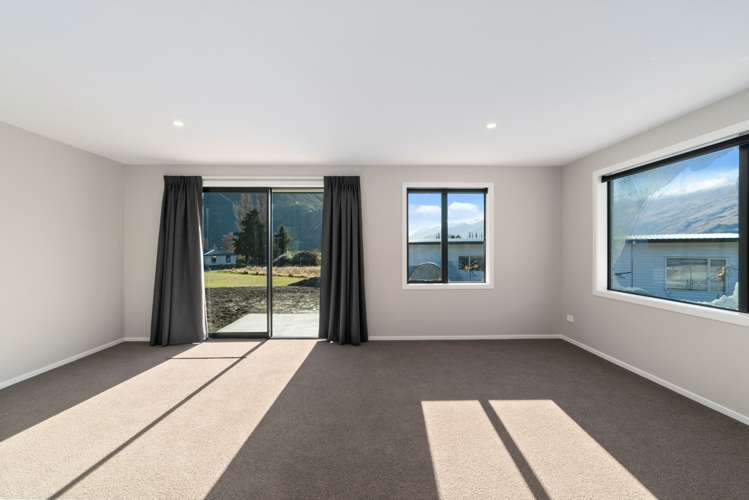 6 Lakefield Close Kingston_5