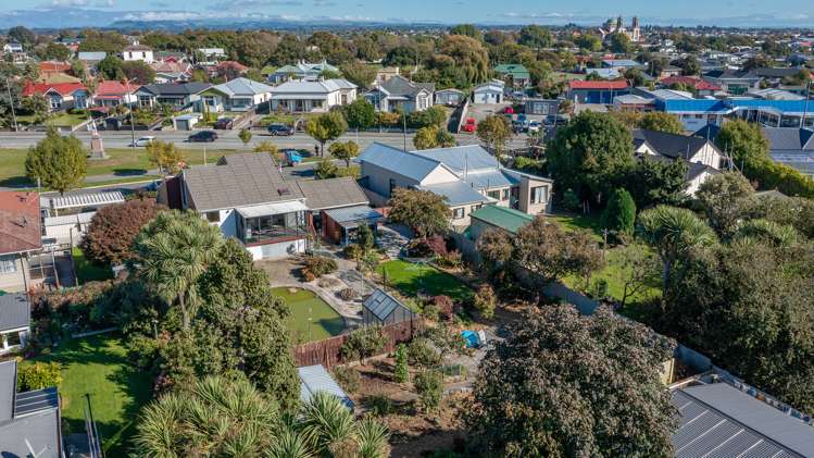 6 Memorial Avenue Parkside_32