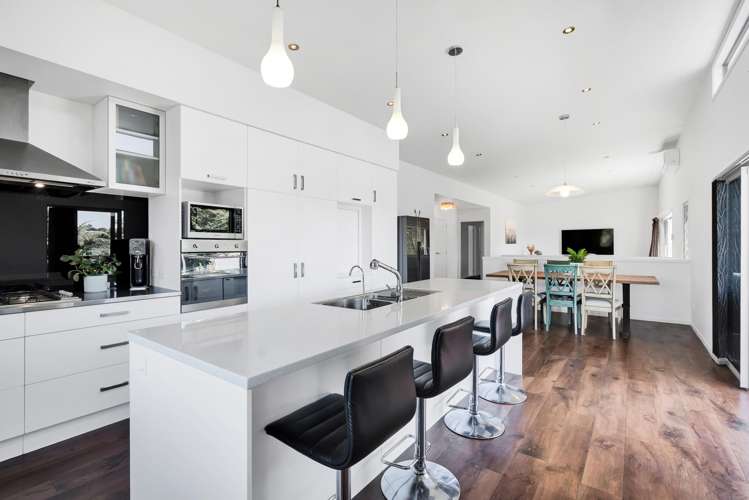 82 Awanui Street Merrilands_3