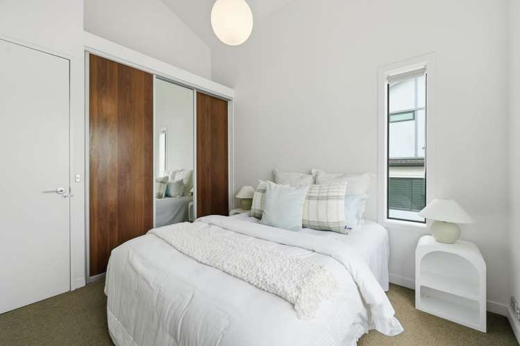 313 Murphys Road Flat Bush_13