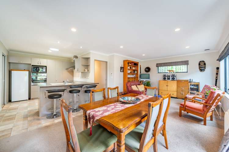 34 King Charles Drive Kingsley Heights_6