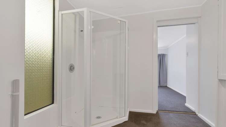 20 Holton Road Amberley_11