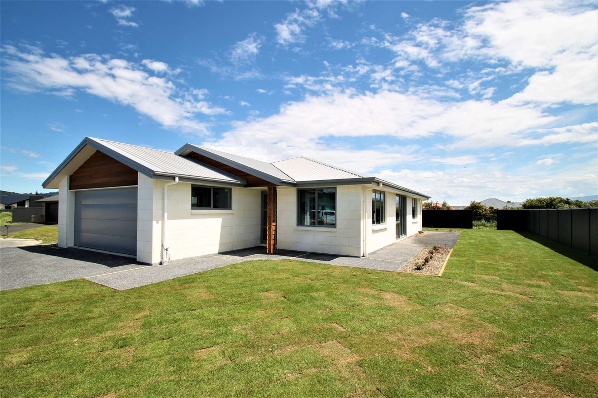 6 Aviation Lane Mosgiel_0