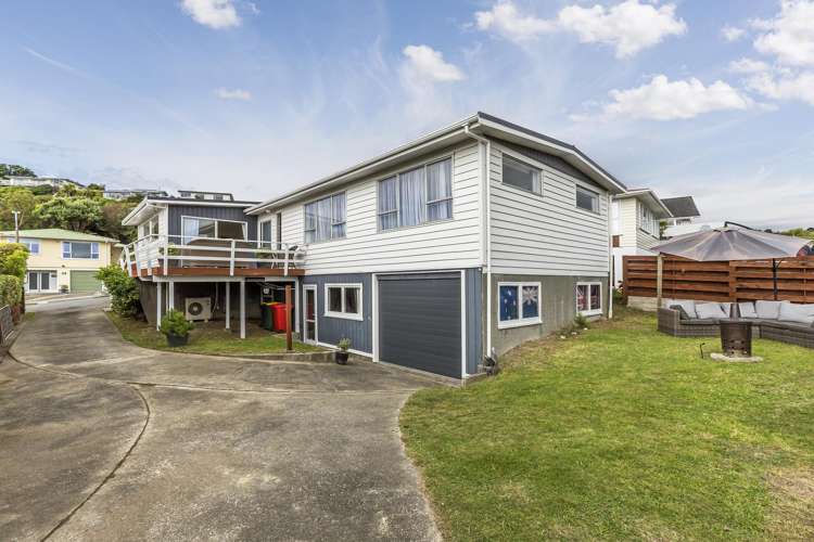 15 Brora Crescent Papakowhai_21