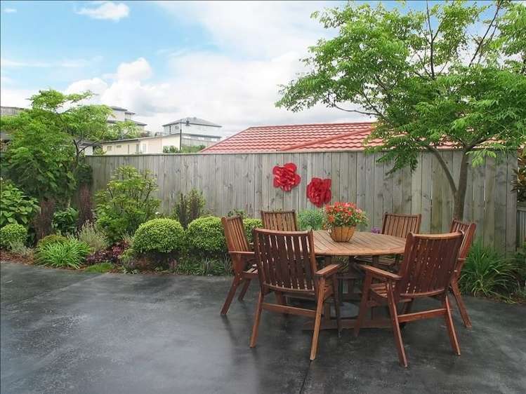 13 Tongariro Drive Aotea_15