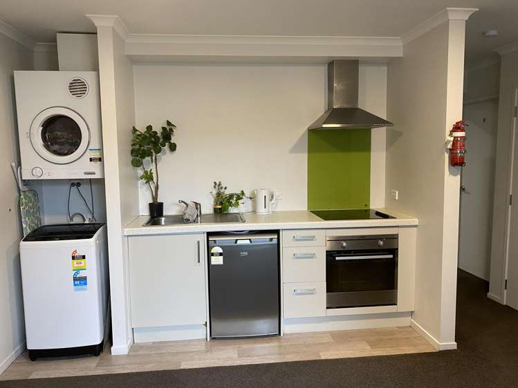 5/2 Rm C Palmerston Street Hamilton Central_1