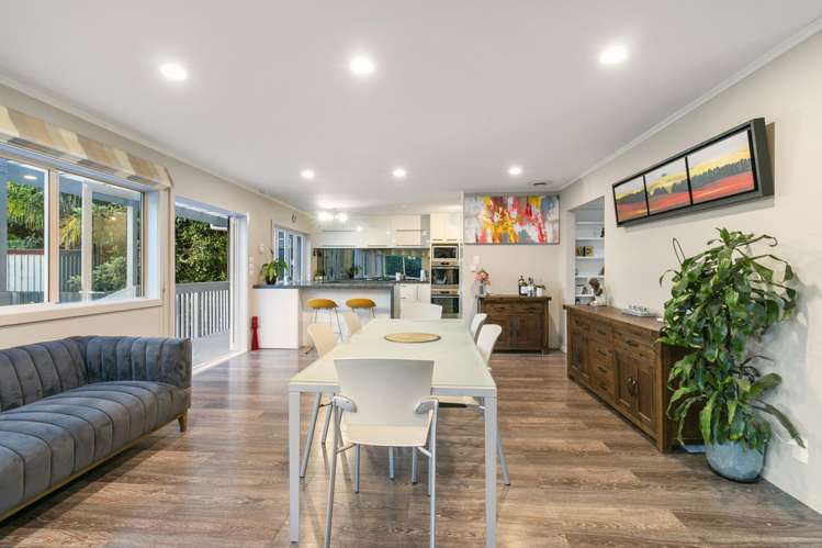 132 Attwood Road Paremoremo_28