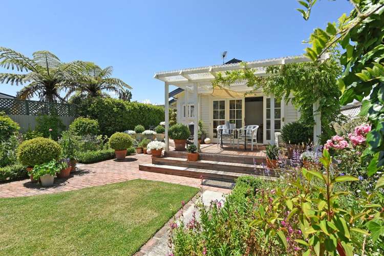 20 Colin Grove Lower Hutt_17