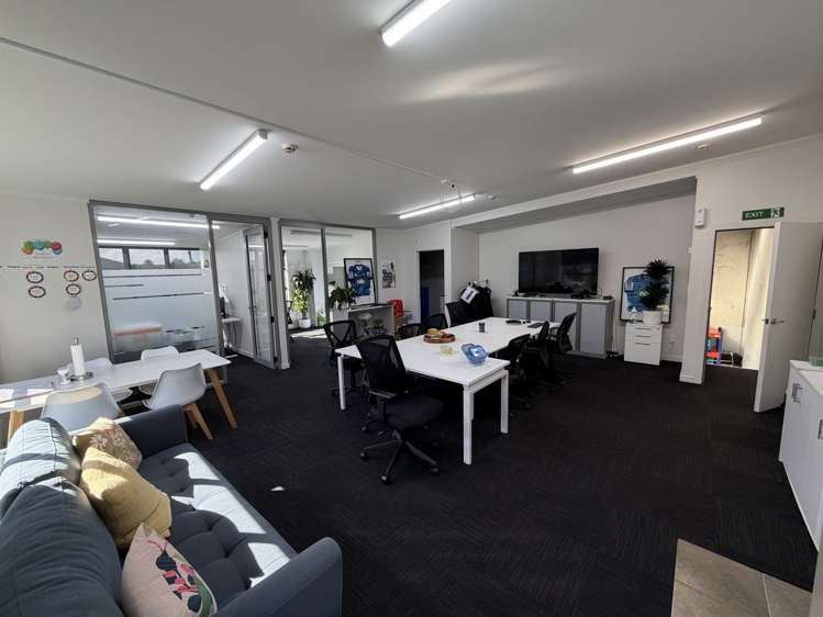 Unit 1/41 Smales Road East Tamaki_5