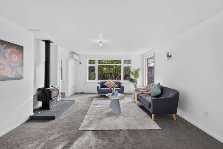 93 Gayhurst Road Dallington_7