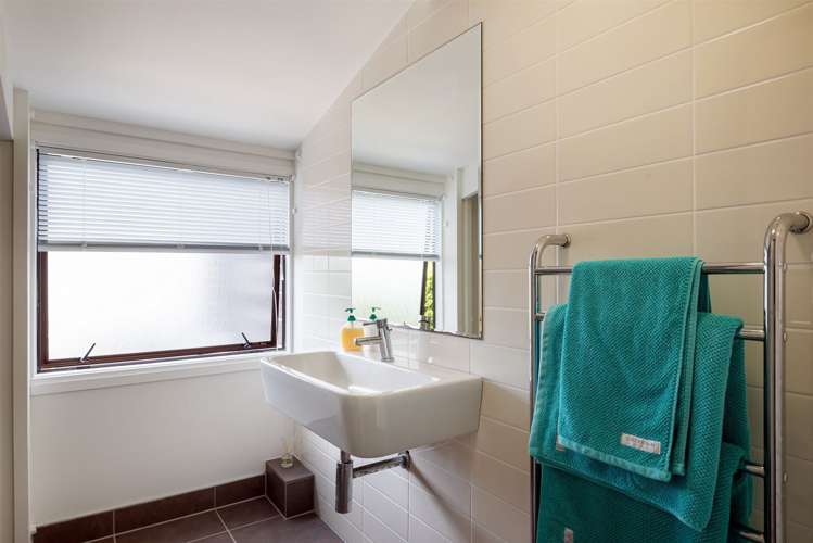 1/59a Northboro Road Belmont_18